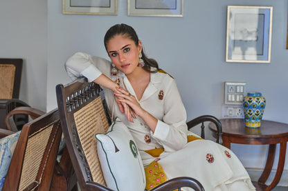 Noori/ Nooriya